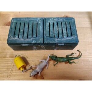 Vtg Dualite Plastic-Lidded Tackle  And Bait Box 6x3" W Hooks Lures READ
